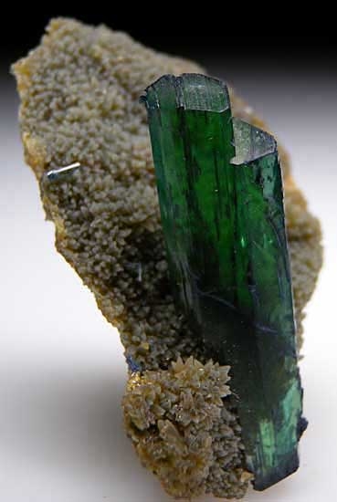 Vivianite from Huanuni Mine, Dalence Prov., Oruru Department, Bolivia [db_pics/pics/sa595a.jpg]