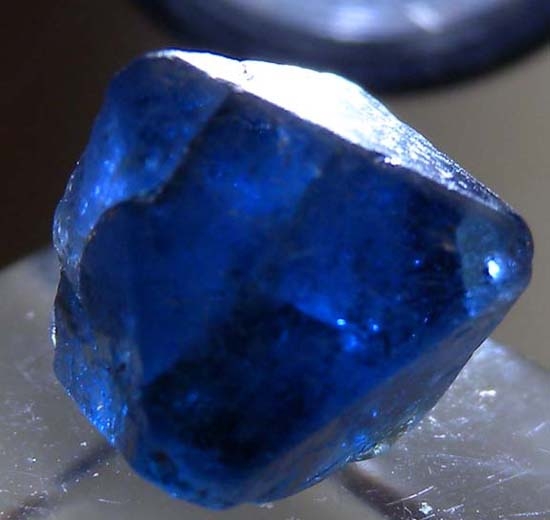 Spinel from Kagoro, Kaduna State, Nigeria [db_pics/pics/spi1c.jpg]