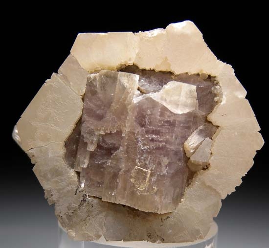 Aragonite from Minglanilla Mine, Castilla-La Mancha, Spain [db_pics/pics/t616d.jpg]