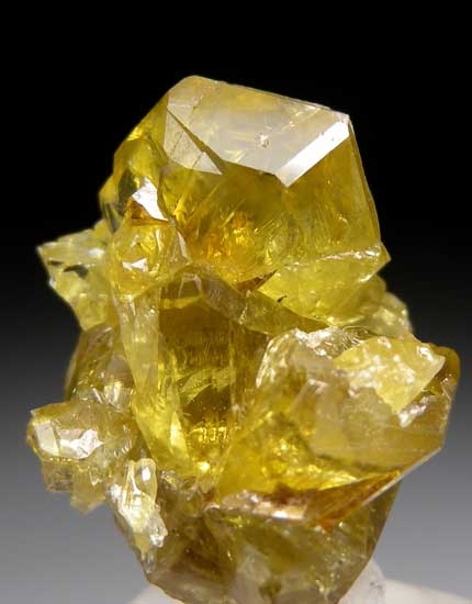 Chrysoberyl from Santa Teresa, Espirito Santo, Brazil [db_pics/pics/t778b.jpg]