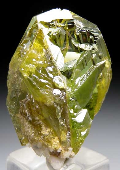 Sphene from Capalinha, Minas Gerais, Brazil [db_pics/pics/t781c.jpg]