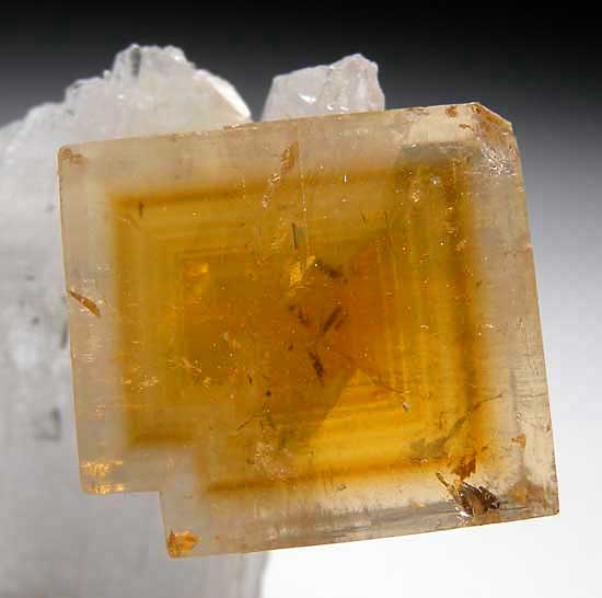 Fluorite on Celestite from Clay Center, Ohio [db_pics/pics/us142b.jpg]